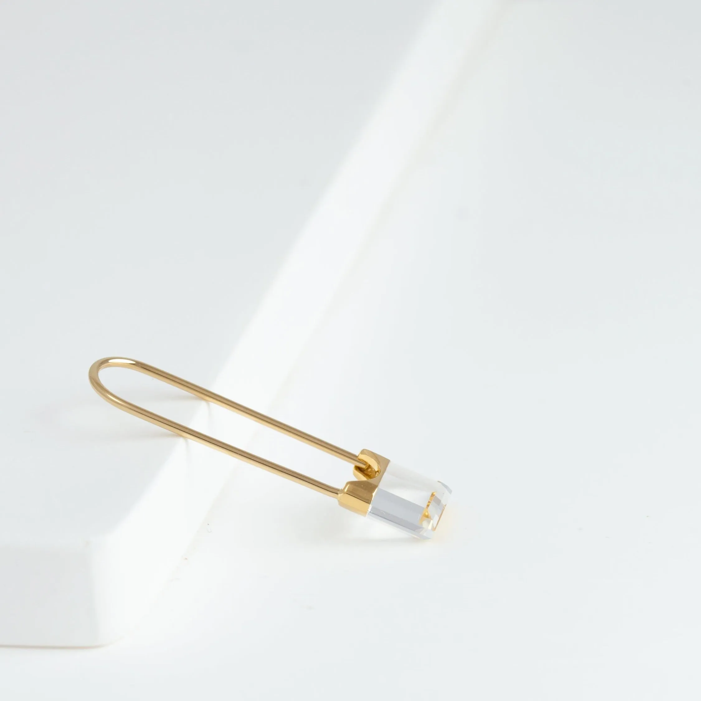 Drop mini square quartz earring