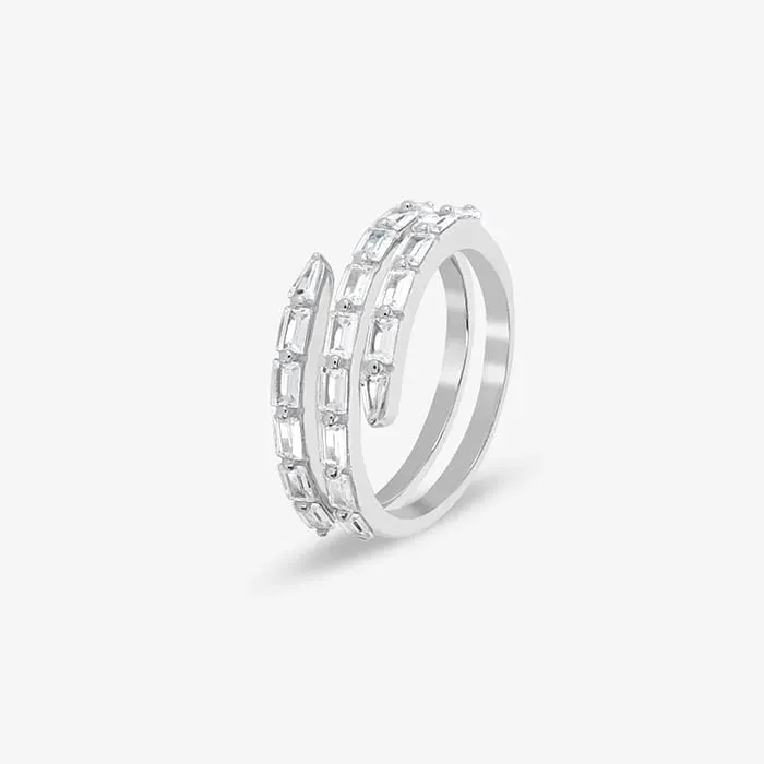 Interwoven Elegance Trio Ring