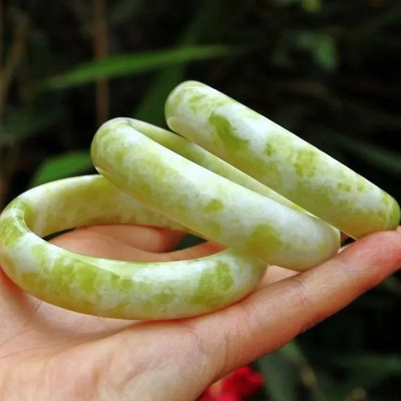 Jade Bracelet Floating Green Female Emerald