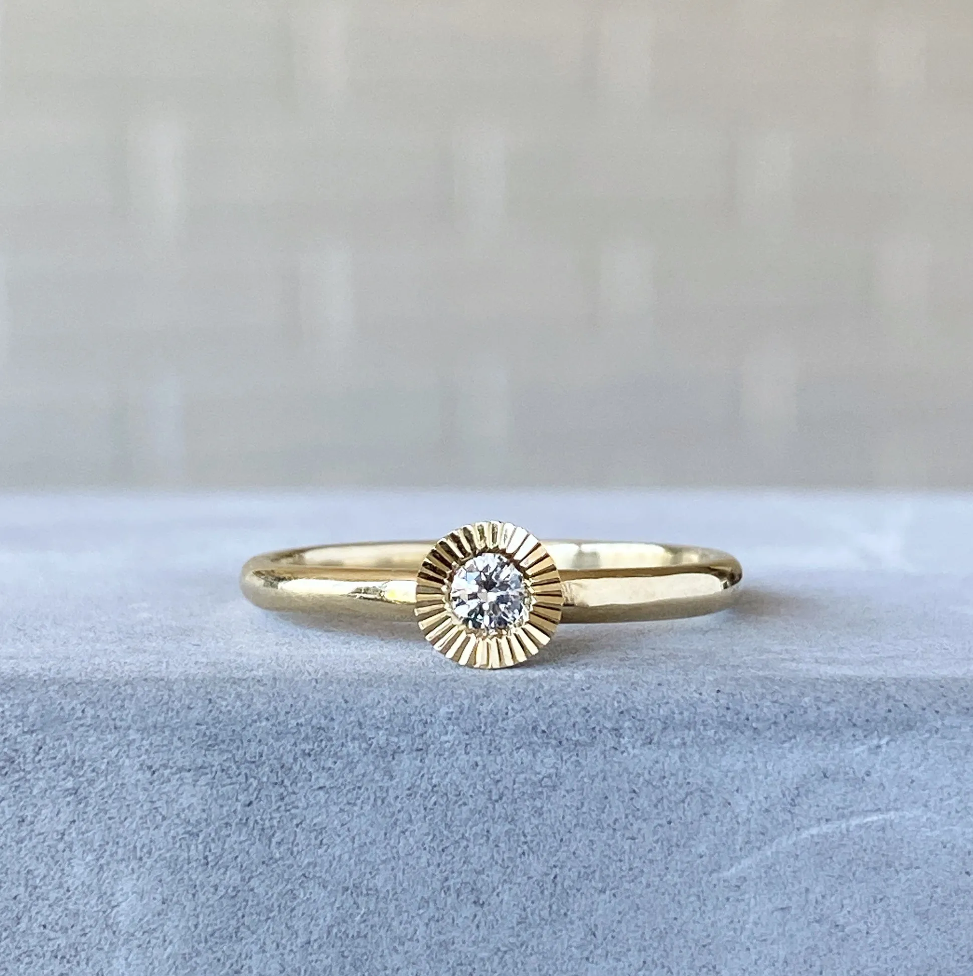 Large Aurora Diamond Stacking Ring in Yellow Gold